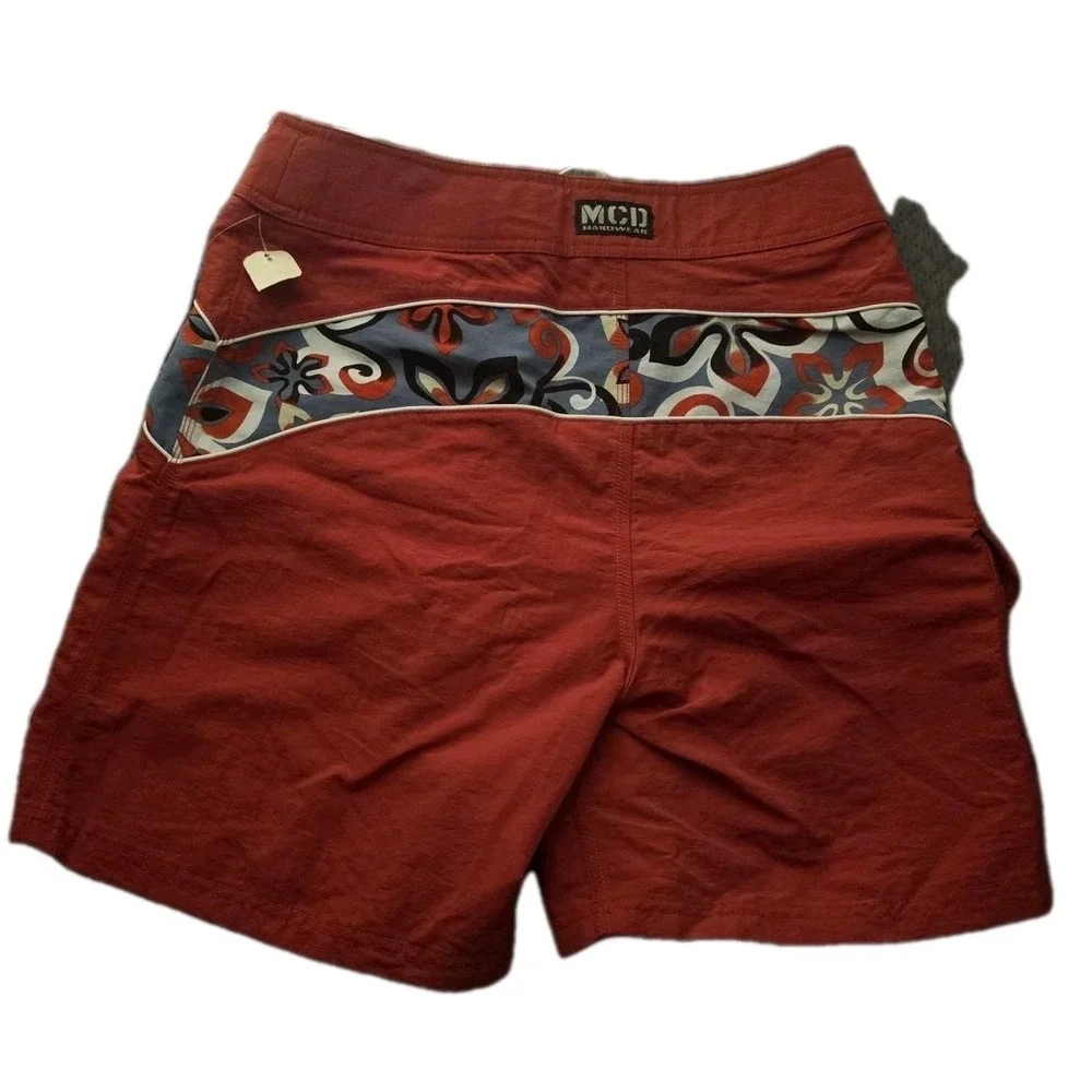 MCD Hardware Men's Board Shorts Swim Trunks Red Floral‎ Surf Beach Size 31 NWT